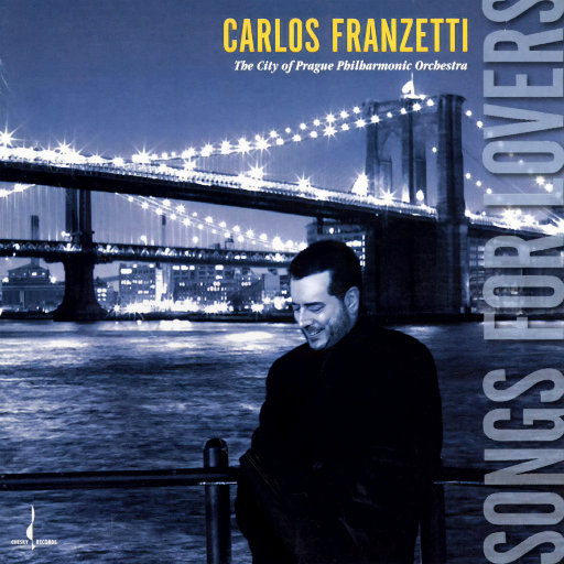 阿银穿泳装座唐三腿上
